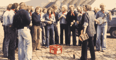 Hart Backbord kurz vor dem allerersten Auftritt am 1. Mai 1978